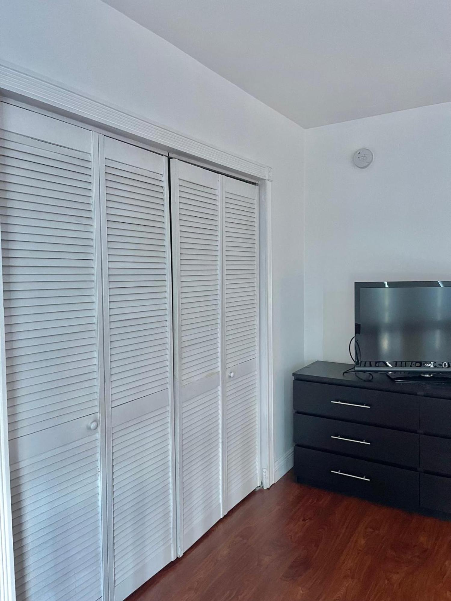 New Point Miami Beach Apartments Luaran gambar