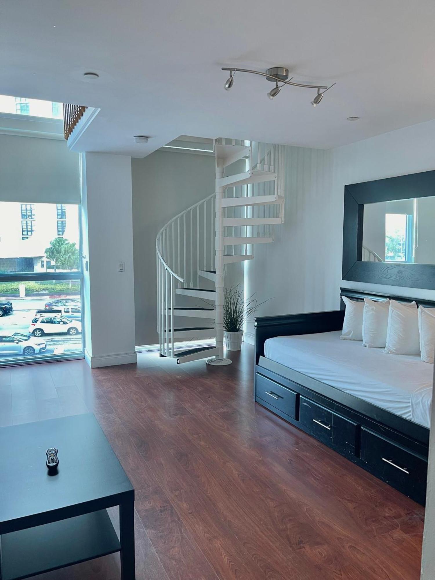New Point Miami Beach Apartments Luaran gambar